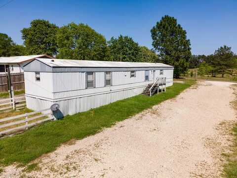 361 Townsend Street, Zavalla, TX 75980