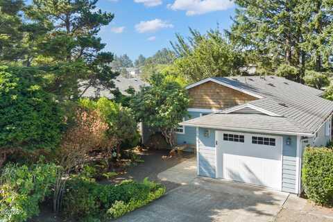 705 SE Jetty Avenue, Lincoln City, OR 97367