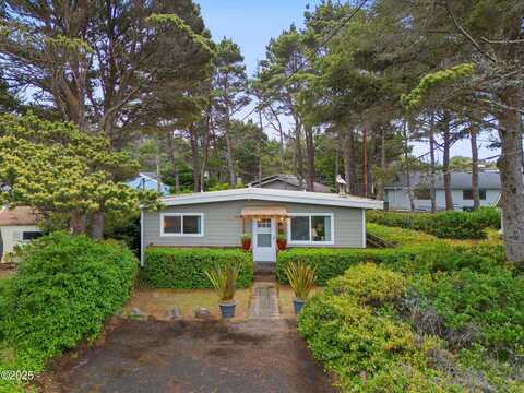 320 El Rotundo Avenue, Lincoln City, OR 97367