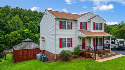 1017 Pokeys Creek Road, Lynchburg, VA 24503