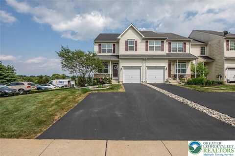 1031 King Way, Macungie, PA 18031