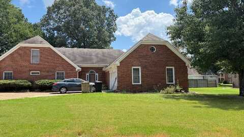 7527 WILSFORD, Memphis, TN 38125