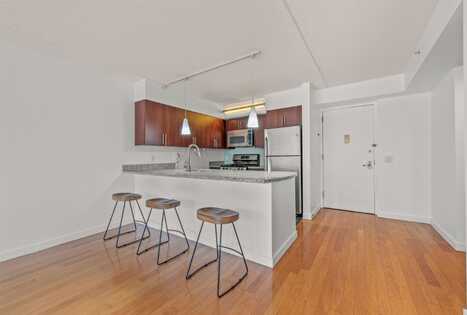 555 West 23rd Street, NEW YORK, NY 10011