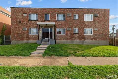 1108 Bates Street, Saint Louis, MO 63111