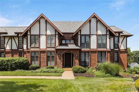 927 Claytonbrook Drive, Ballwin, MO 63011