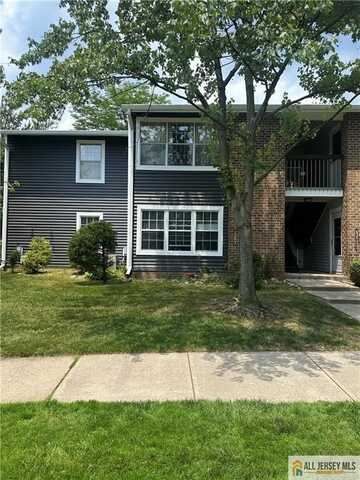 82 Pennsylvania Way, North Brunswick, NJ 08902