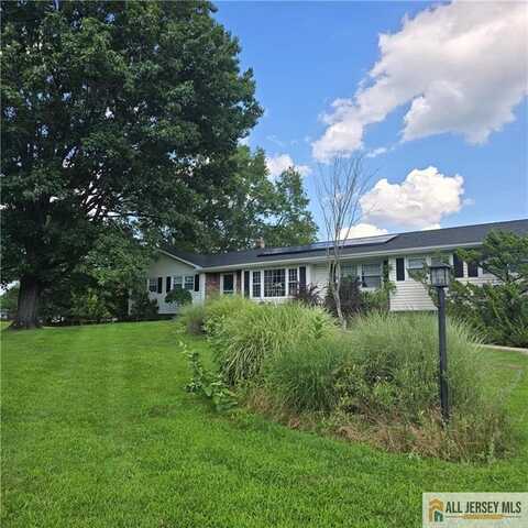 15 Willow Run Lane, Montgomery, NJ 08502