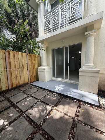 11053 NW 89th Ter, Doral, FL 33178