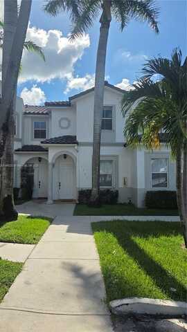 5590 NW 107th Ave, Doral, FL 33178