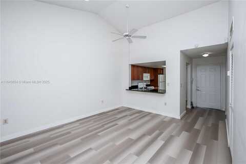 446 SW 113th Way, Pembroke Pines, FL 33025