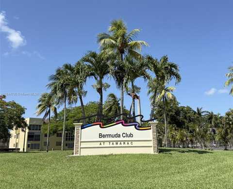 5851 NW 62nd Ave, Tamarac, FL 33319