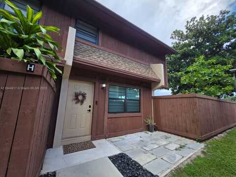 6211 SW 116th Pl, Miami, FL 33173