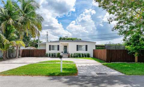 6711 N Waterway Dr, Miami, FL 33155