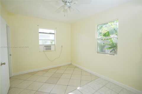 115 NE 192nd St, Miami, FL 33179