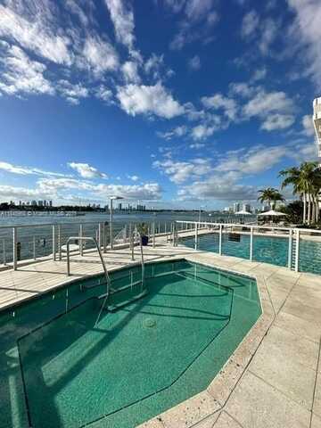 800 West Ave, Miami Beach, FL 33139