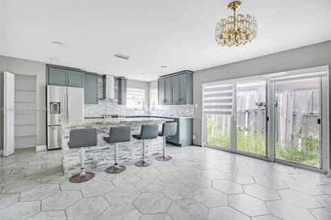 5498 NW 45th Way, Coconut Creek, FL 33073