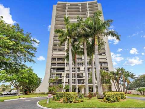 2000 Presidential Way, West Palm Beach, FL 33401