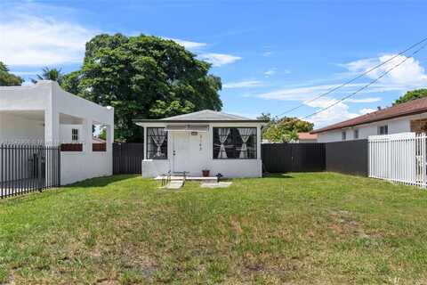 3143 NW 59th St, Miami, FL 33142