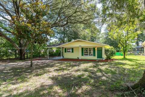 1031 NE 39th Court, Ocala, FL 34470