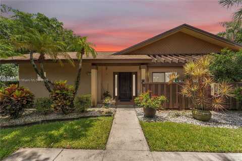 3953 Cocoplum Cir, Coconut Creek, FL 33063
