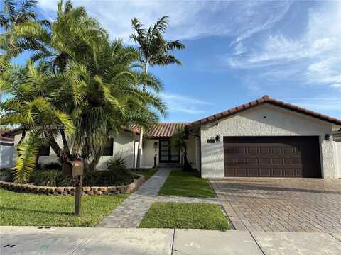 12030 SW 92nd St, Miami, FL 33186
