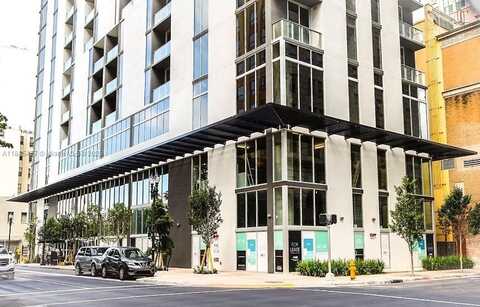 151 SE 1st St, Miami, FL 33131