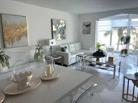 1025 SE 4th Ave, Dania Beach, FL 33004