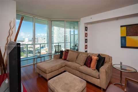 1900 N Bayshore Dr, Miami, FL 33132