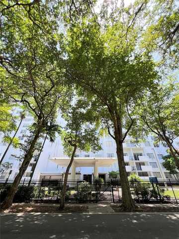 2780 NE 183rd St, Aventura, FL 33160