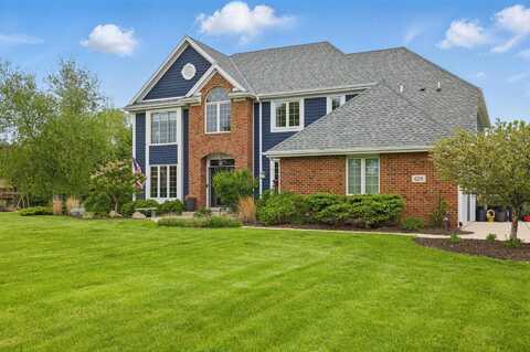 628 Sedge Meadow Ct, Oconomowoc, WI 53066