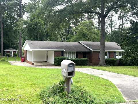 988 Hickory Ridge Drive, Macon, GA 31204
