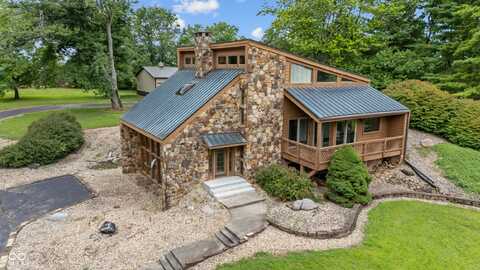 688 S County Road 300 E, Danville, IN 46122