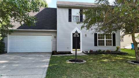 8913 Glass Chimney Lane, Fishers, IN 46037