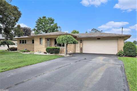 8340 Marcrest Dr, Shelby, MI 48316