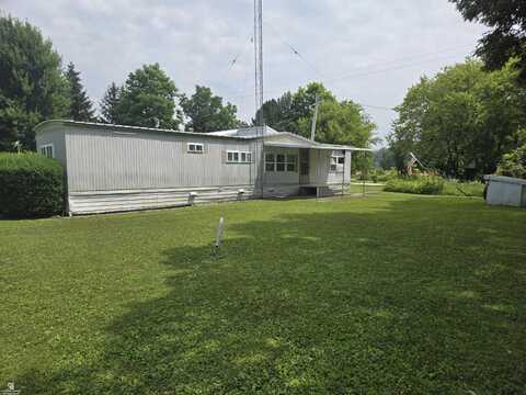 8009 Arendt, Yale, MI 48097