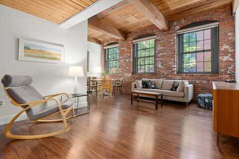 50 Rantoul Street, Beverly, MA 01915