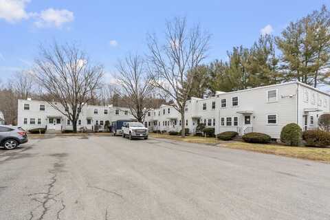 52 Spruce St, Acton, MA 01720