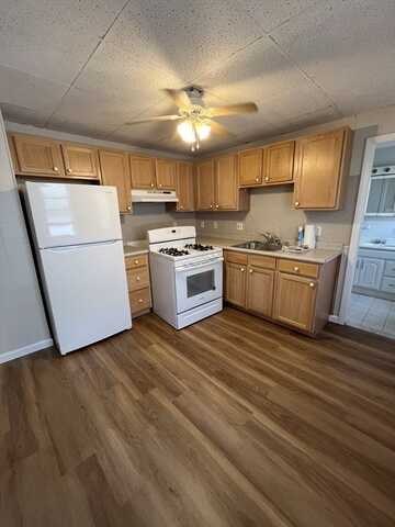 38 Everett St, Medford, MA 02155
