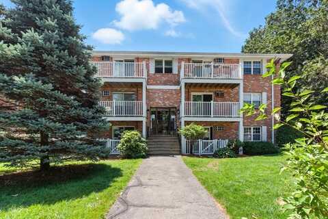 10 Karen Circle, Billerica, MA 01821