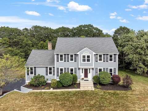 27 Wachusett Circle, Shrewsbury, MA 01545