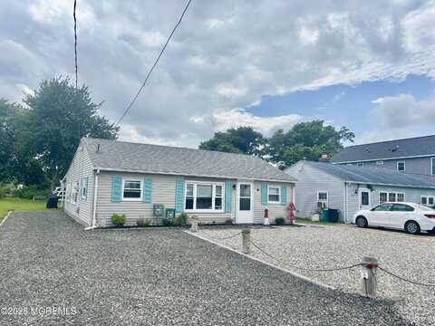 30 Nautilus Road, Waretown, NJ 08758