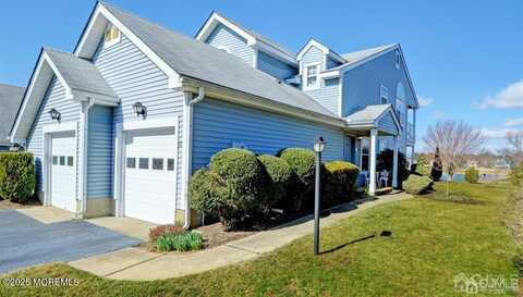 1 Ingram Drive, Monroe, NJ 08831