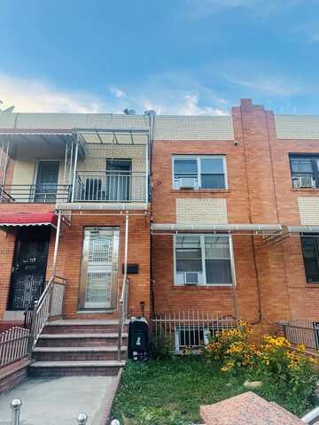 79-19 Calamus Avenue, Elmhurst, NY 11373