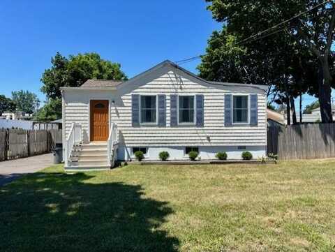 24 Polk Street, Rocky Point, NY 11778