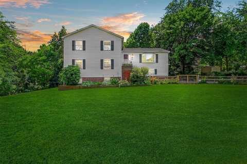 43 Overlook Drive, Rhinebeck, NY 12572