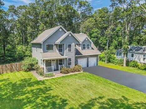 509 Lockwood Drive, Shirley, NY 11967