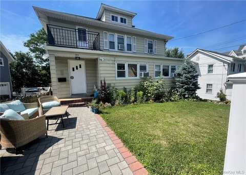 313 Stanley Avenue, Mamaroneck, NY 10543