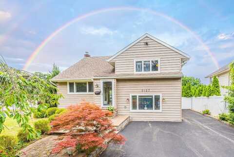 2127 Elise Avenue, North Bellmore, NY 11710