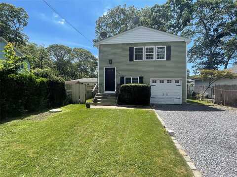 194 Moriches Avenue, Mastic, NY 11950