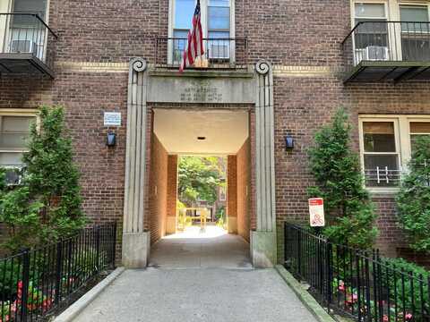 48-55 43 street, Sunnyside, NY 11377